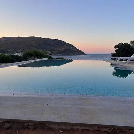 Summer In Villa Porto Rafti