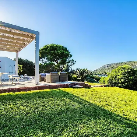 Summer In Villa Porto Rafti
